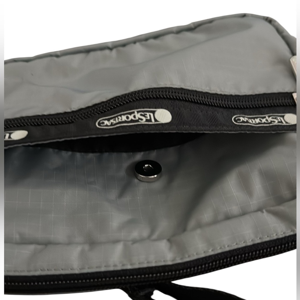 LeSportsac CROSSBODY BELT BAG GRAY NYLON BLACK DETACHABLE ADJUSTABLE STRAP - Picture 7 of 8